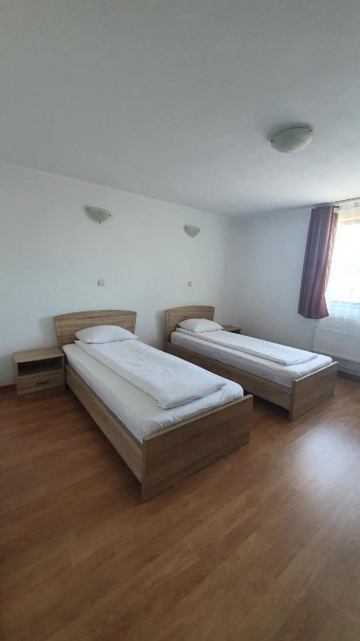 Motel Pacific Deva Zewnętrze zdjęcie